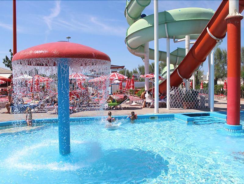 Hotel Villa Linda - Family Hotel - Nuova Costruzione Antisismica Riccione Ngoại thất bức ảnh