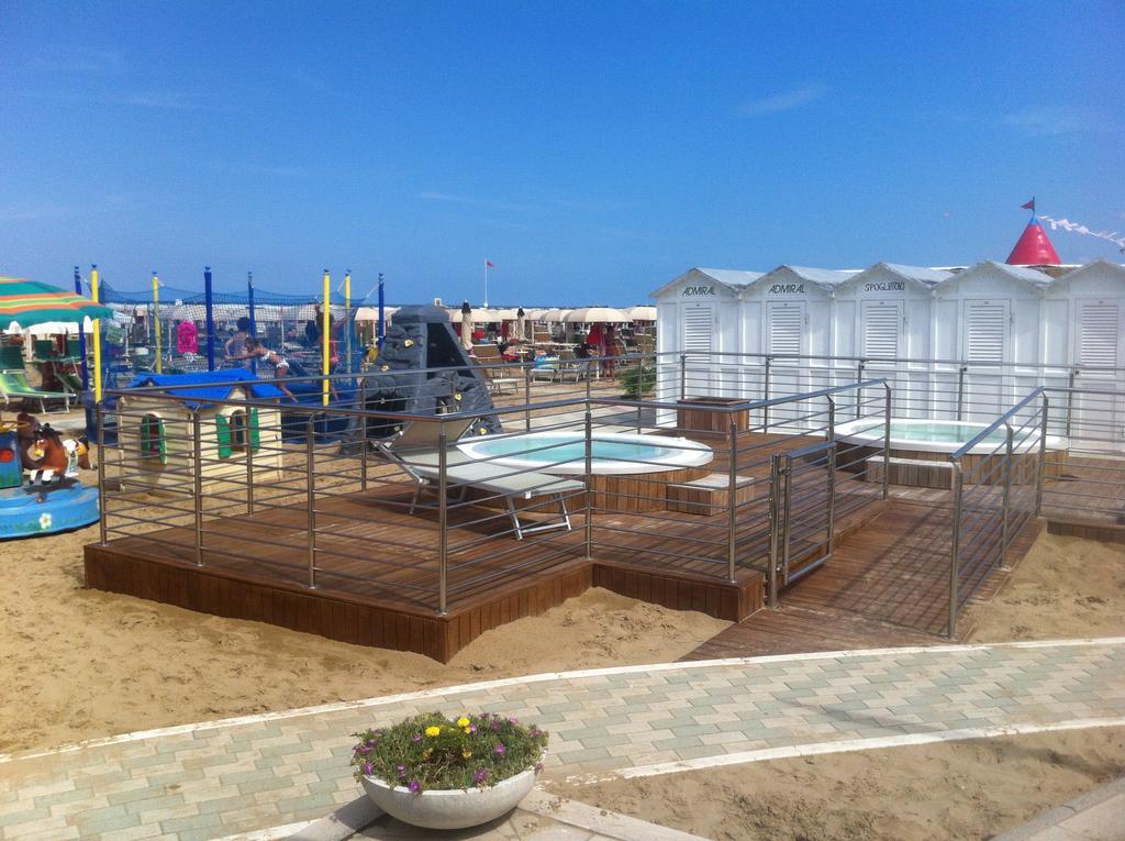 Hotel Villa Linda - Family Hotel - Nuova Costruzione Antisismica Riccione Ngoại thất bức ảnh