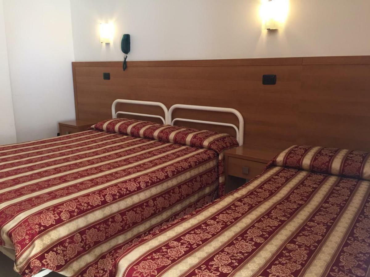 Hotel Villa Linda - Family Hotel - Nuova Costruzione Antisismica Riccione Ngoại thất bức ảnh