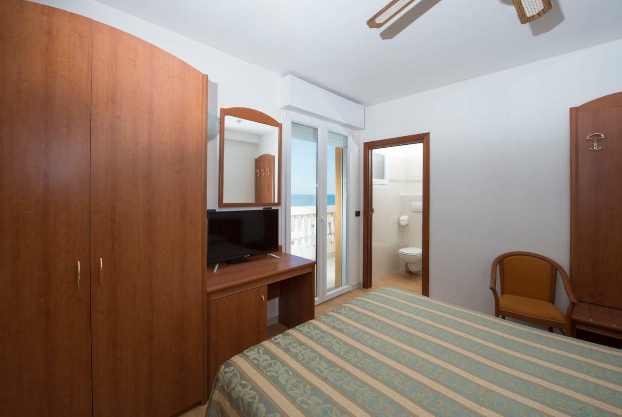 Hotel Villa Linda - Family Hotel - Nuova Costruzione Antisismica Riccione Ngoại thất bức ảnh